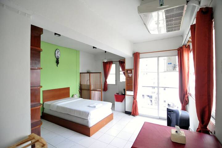 Room 2 of 9