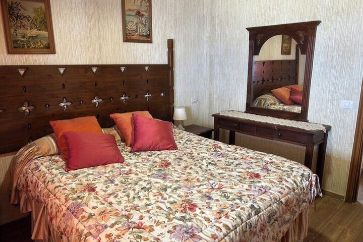 Room 8 of 53