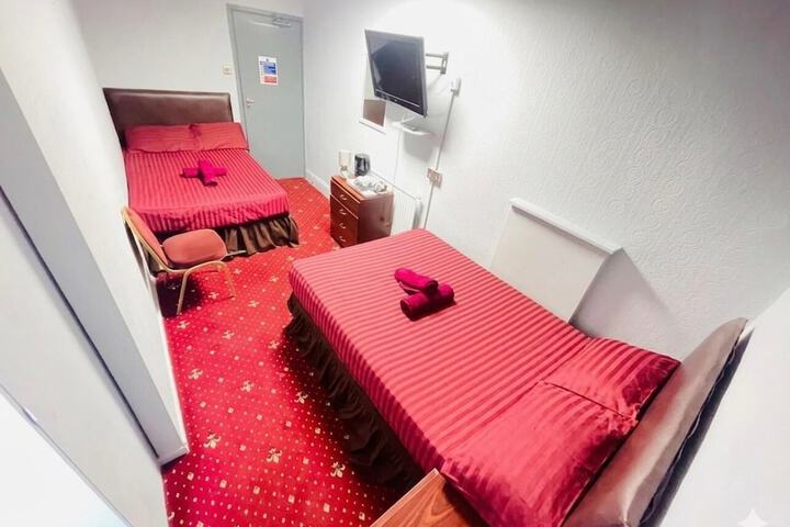 Room 9 of 23