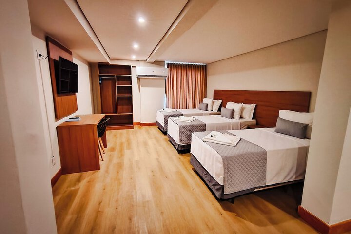 Room 16 of 25