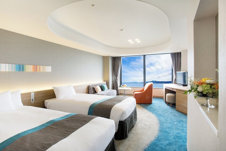 Room 25 of 172