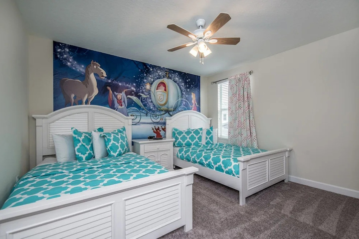 Room 4 of 26