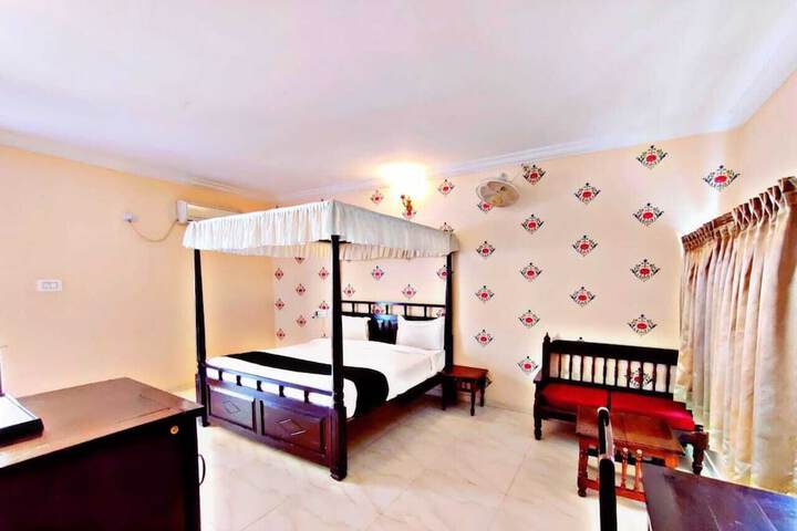 Room 34 of 82