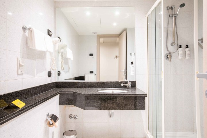 Bathroom Interior Photo