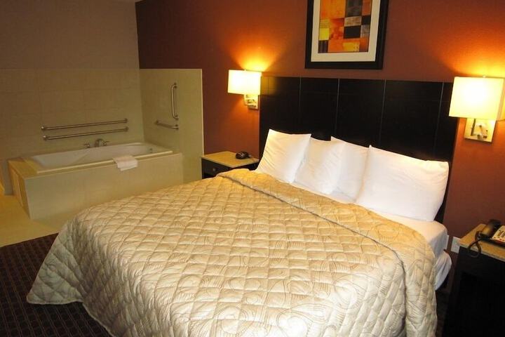 Standard | King Bed (7 of 16)