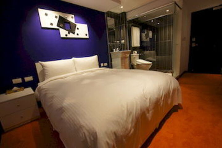 Room 57 of 65