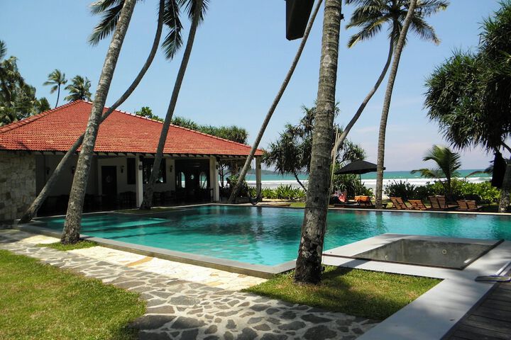 Pool Hotel