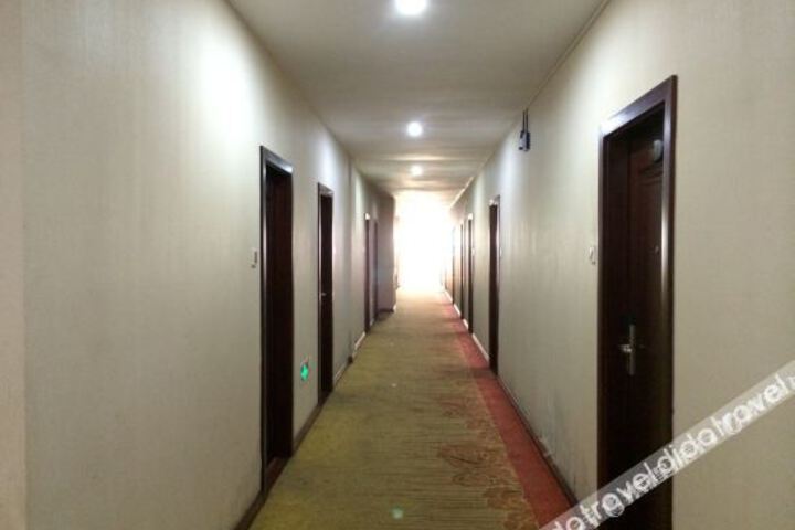 Mingxi Jinbaihe Business Hotel