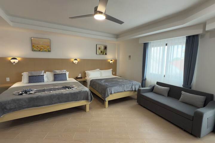 Room 75 of 272