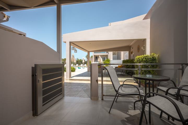 Terrace/Patio 74 of 138