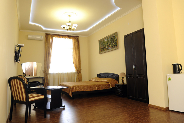 Room 4 of 46
