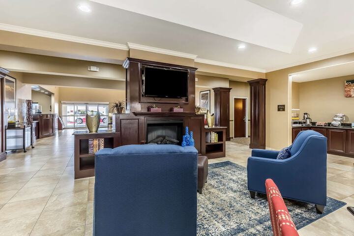 Guest Lobby