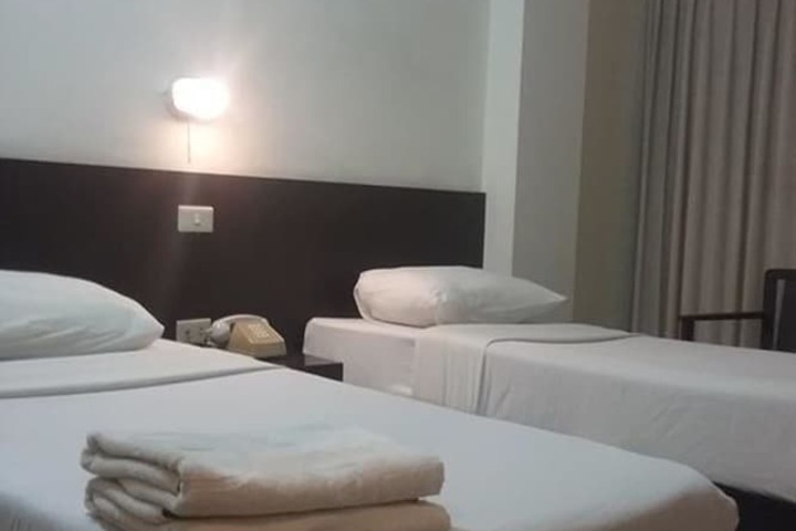 Room 5 of 23