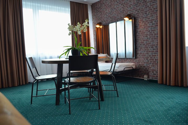 Room 39 of 60