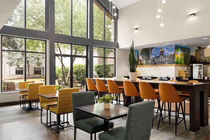 Breakfast area