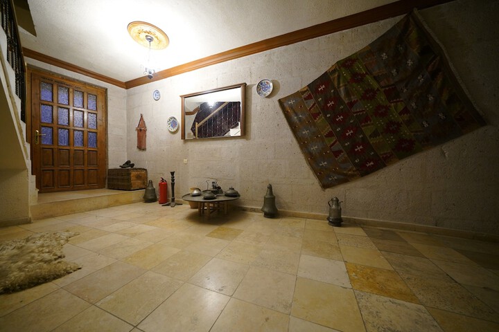 Hotel Interior 108 of 129