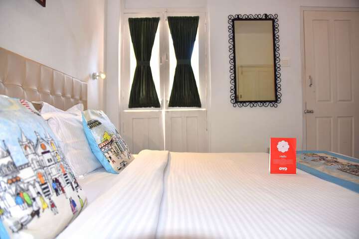 Room 21 of 44