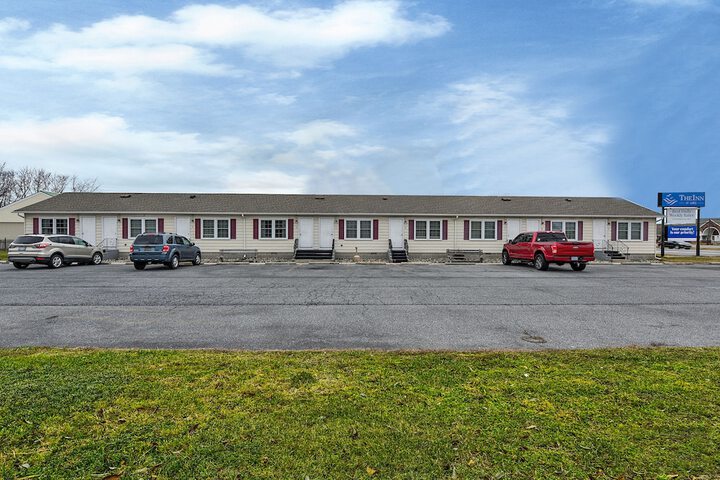 Property Grounds 28 of 33