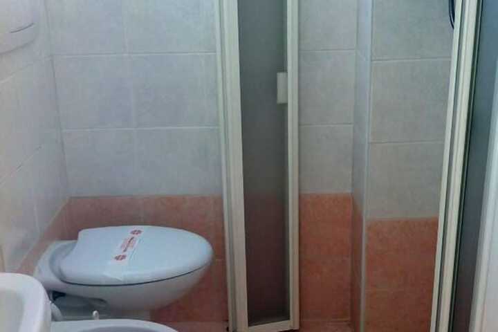 Room 28 of 57