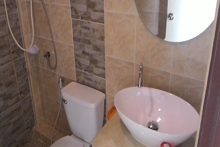 Room 10 of 26