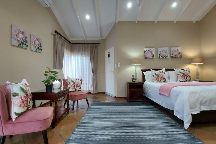 Room 8 of 30