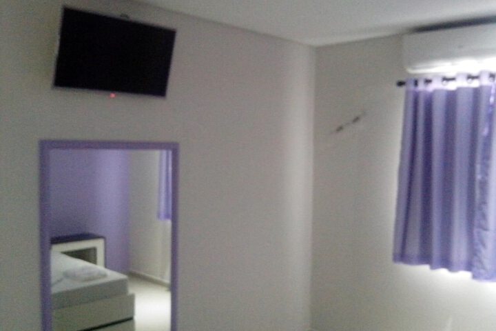 Room 2 of 30
