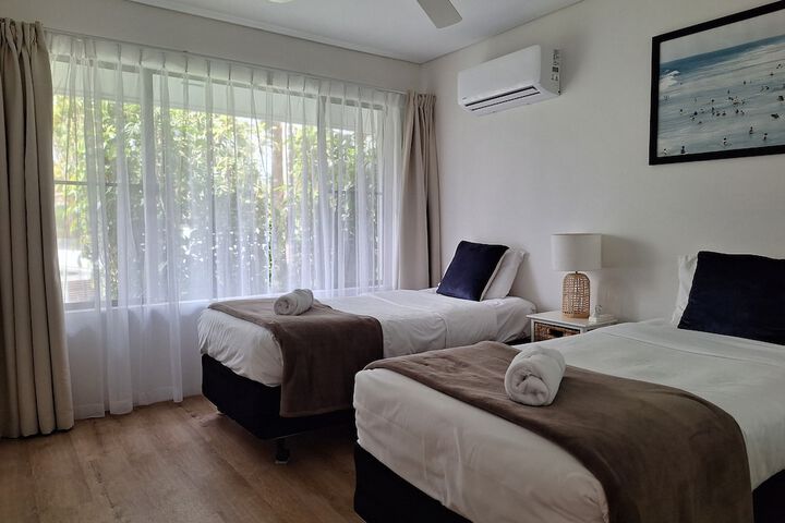 Room 25 of 167