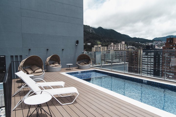Pool 87 of 108