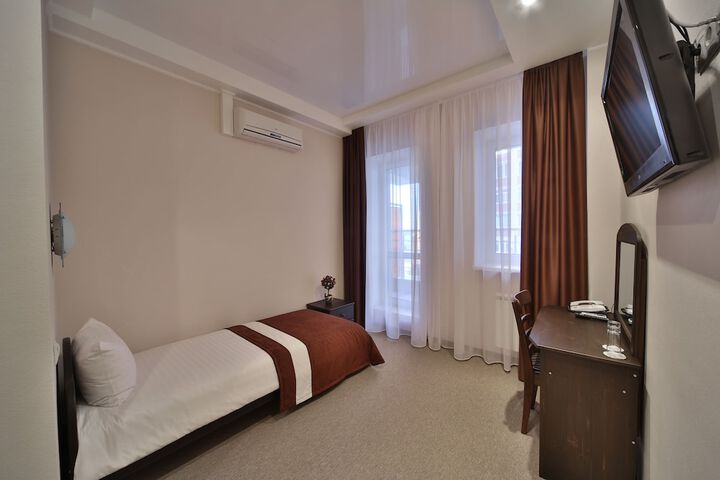 Room 3 of 26