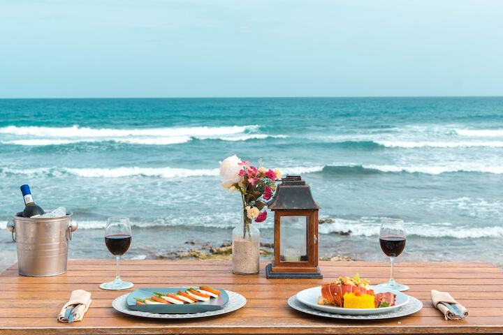 Dining 95 of 107
