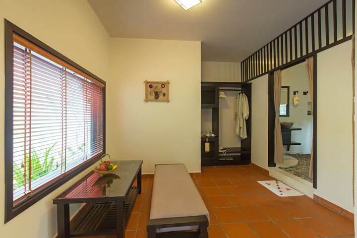 Room 14 of 111