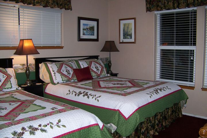 Room 9 of 34