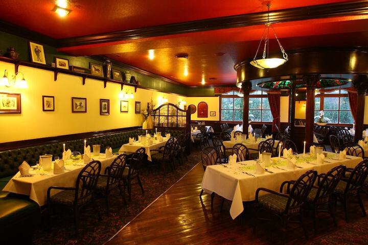 Dining Photos