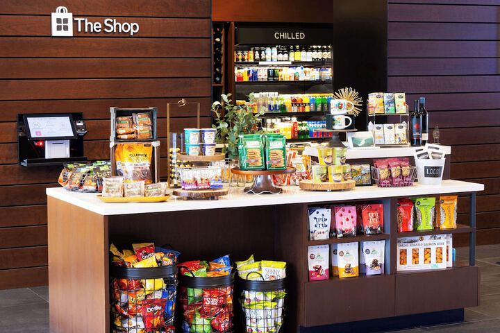 Snack bar