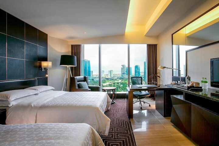 Room 10 of 113
