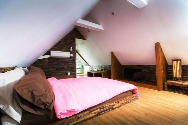Room 15 of 81
