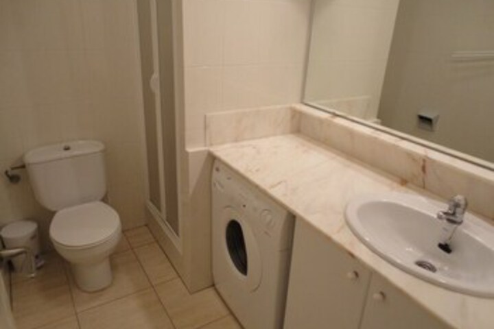 Room 2 of 11