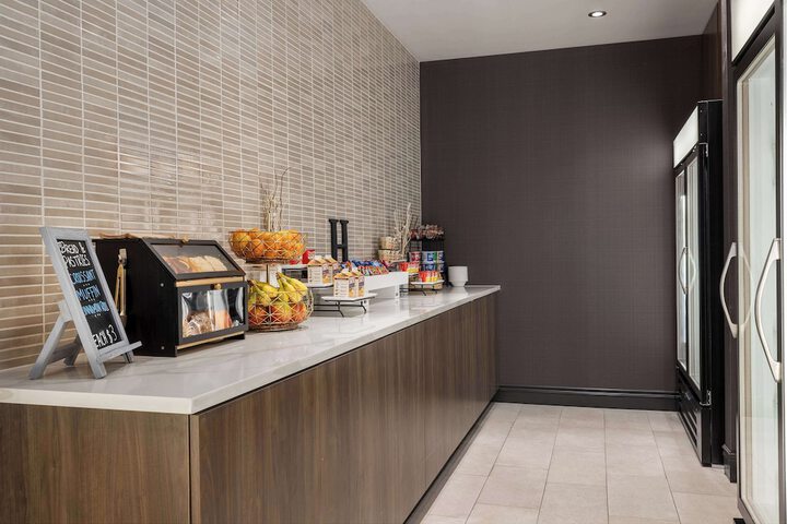 Snack bar