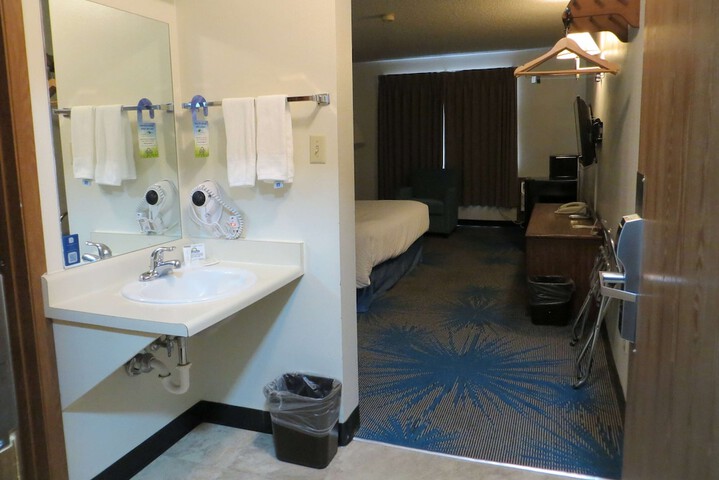 Room 12 of 60