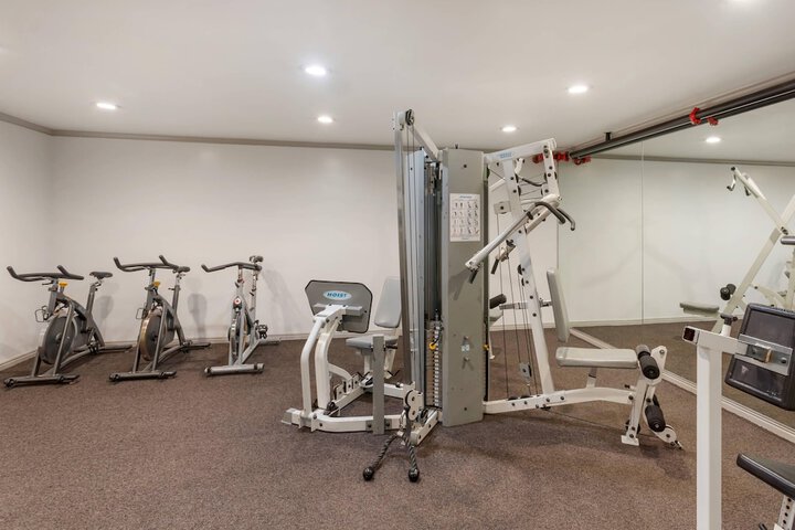 Hotel Gym Photos