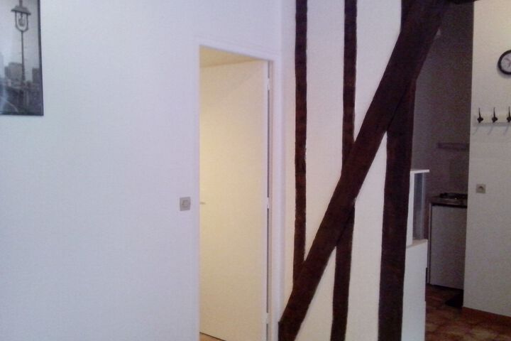 Room 7 of 7