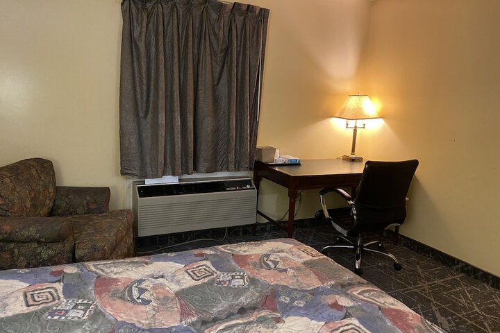 2 Double Beds (8 of 11)