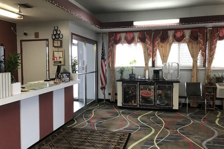 Breakfast/Coffee Service 33 of 41