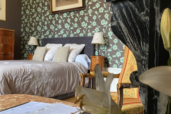 Room 56 of 193
