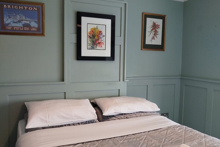 Room 10 of 52