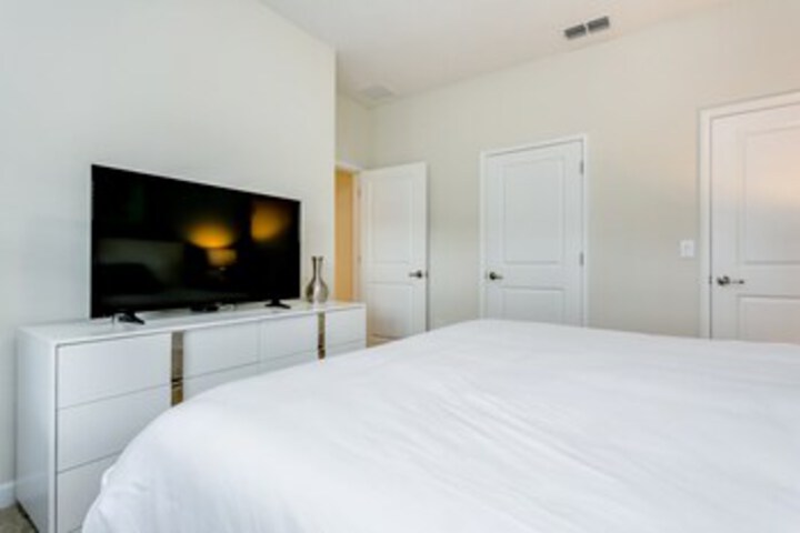 Room 41 of 49