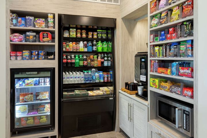 Snack bar