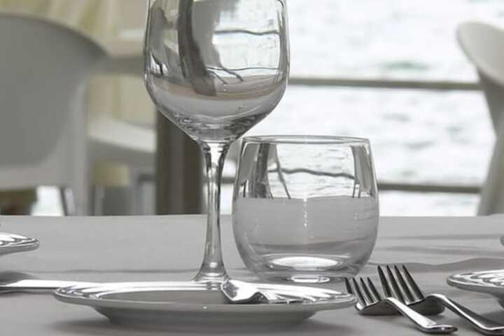 Dining 36 of 53