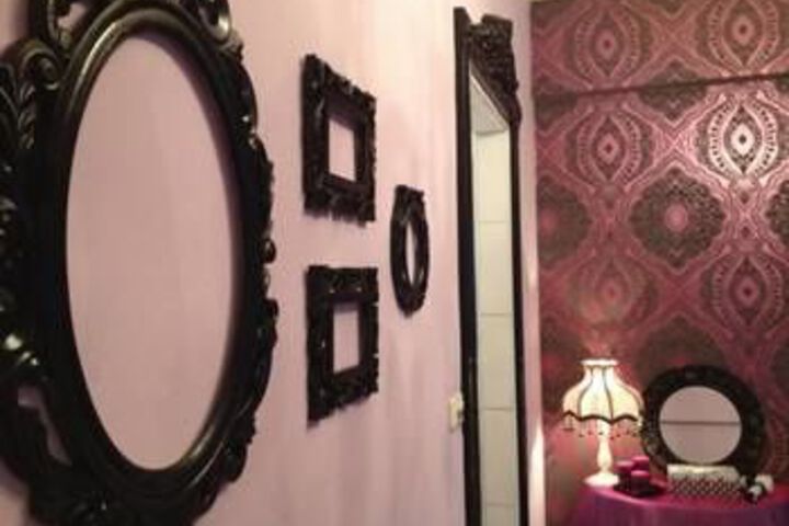 Room 11 of 19