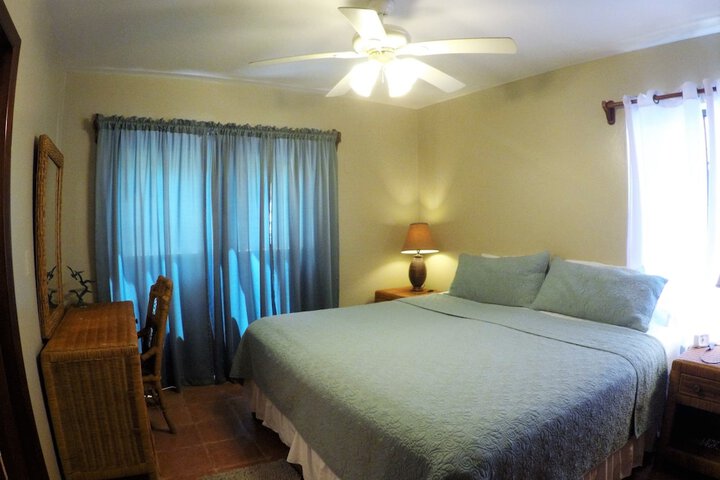 Room 7 of 35